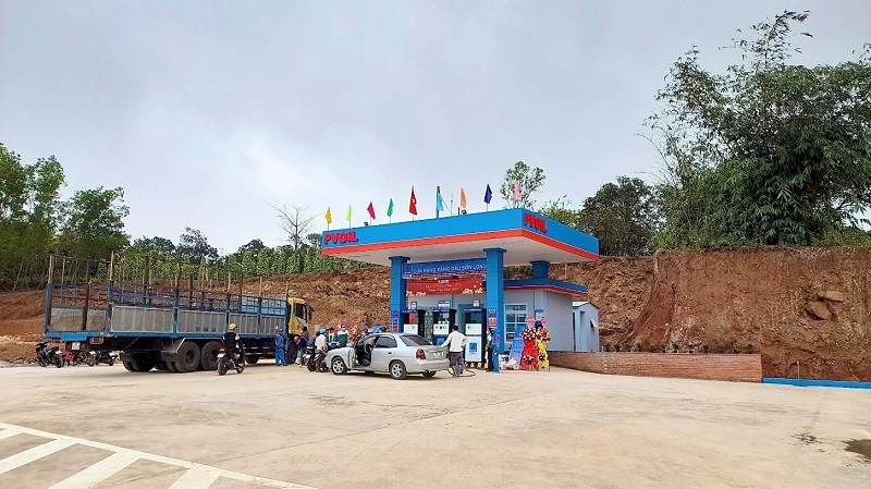 CHXD SƠN LONG tại Km 22+970 thuộc xã Sơn Long, huyện Sơn Hòa, tỉnh Phú Yên.