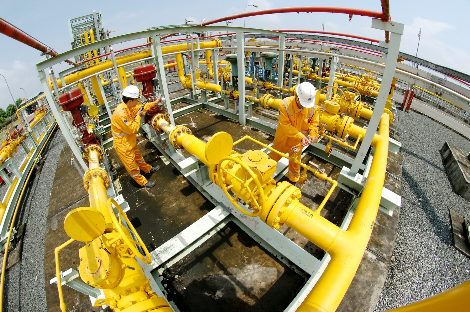 pv gas tich cuc quan tri chi phi nang cao nang luc canh tranh