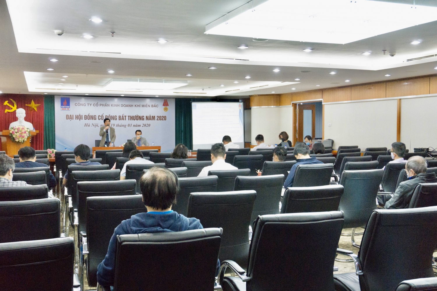 cong ty co phan kinh doanh khi mien bac doi ten thanh cong ty co phan kinh doanh lpg viet nam