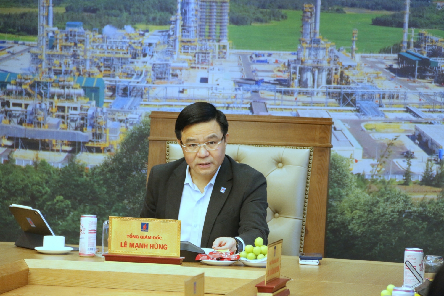 ổng giám đốc Petrovietnam Lê Mạnh Hùng phát biểu kết luận Hội nghị