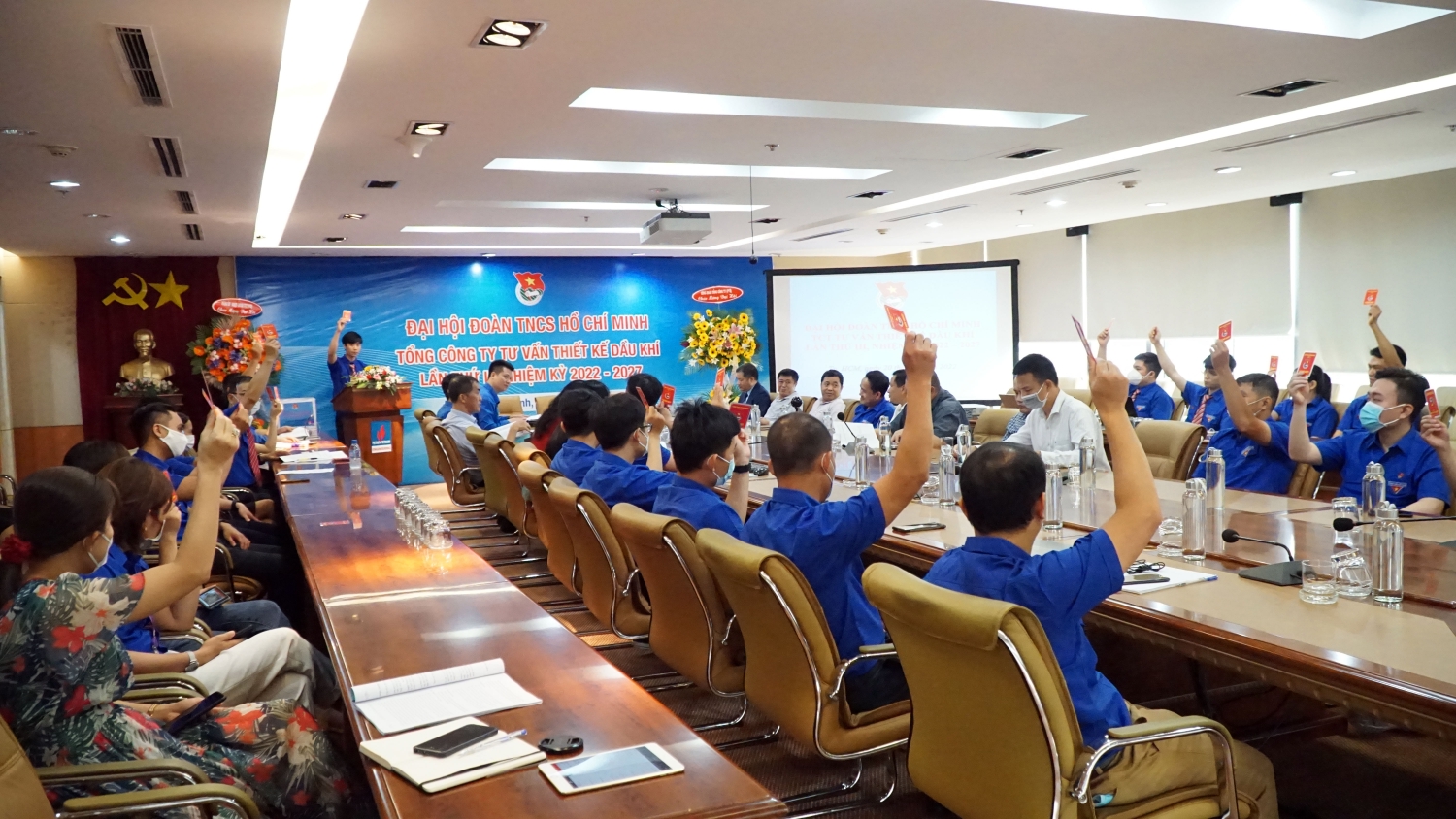 Đoàn viên, thanh niên nhất trí cao thông qua các nội dung tại Đại hội