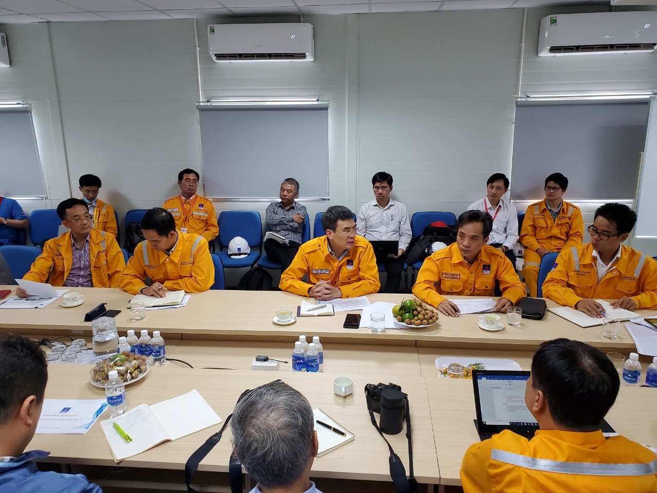 tong giam doc pv gas kiem tra va trien khai cong tac tren cong truong cac du an trong diem