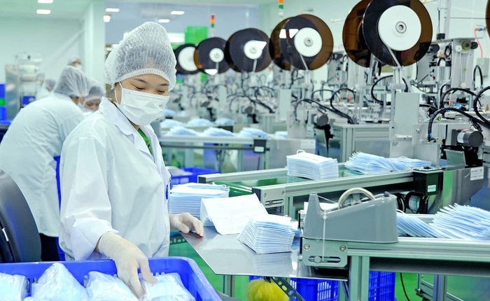 Nhiều doanh nghiệp chuyển đổi sản phẩm linh hoạt theo thị trường trong đại dịch Covid 