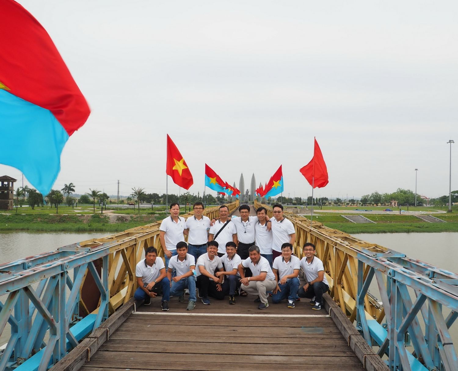 Thăm Vĩ tuyến 17 trên sông Bến Hả