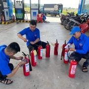 PVOIL ra quân “Ngày thứ bảy xanh”