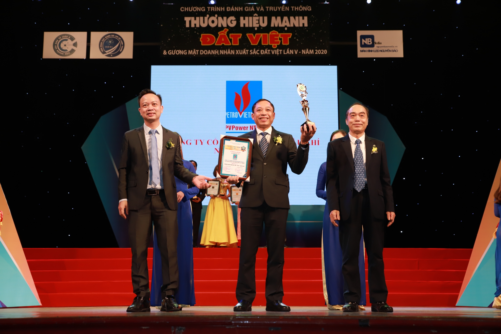 nt2 thuong hieu manh dat viet nam 2020