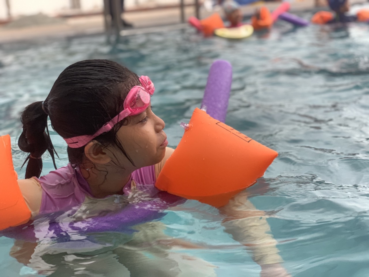 Đoàn Thanh niên PPS và Petro Hotel tổ chức dạy bơi và kỹ năng phòng chống đuối nước cho con CBCNV