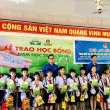 Tuổi trẻ Đạm Cà Mau tiếp tục thực hiện “Tiếp sức đến trường” tại Cà Mau