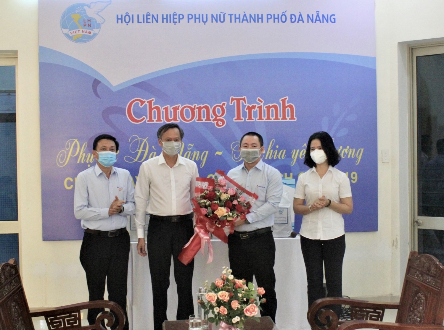 PV GAS ủng hộ 5 tỷ đồng cho chương trình phụ nữ Đà Nẵng chung tay phòng chống Covid
