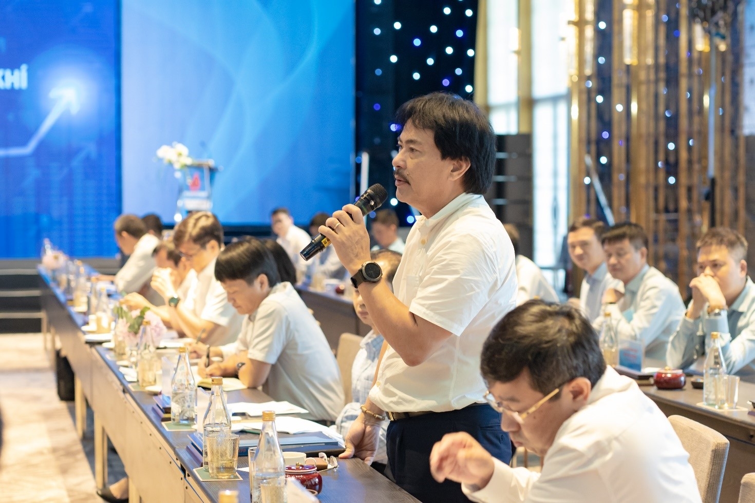 Ông Nguyễn Hùng Dũng - Thành viên HĐTV Petrovietnam phát biểu