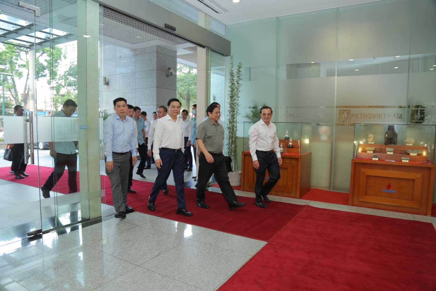 Thủ tướng Chính phủ Phạm Minh Chính làm việc với Petrovietnam