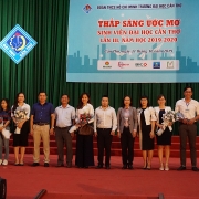 Học bổng Đạm Cà Mau – nấc thang bước tiếp cuộc đời