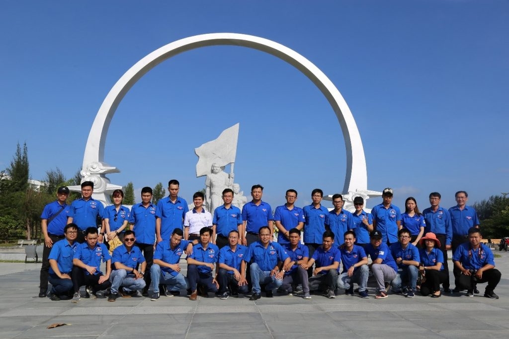 tuoi tre pps to chuc chuong trinh ve nguon theo dau chan bac