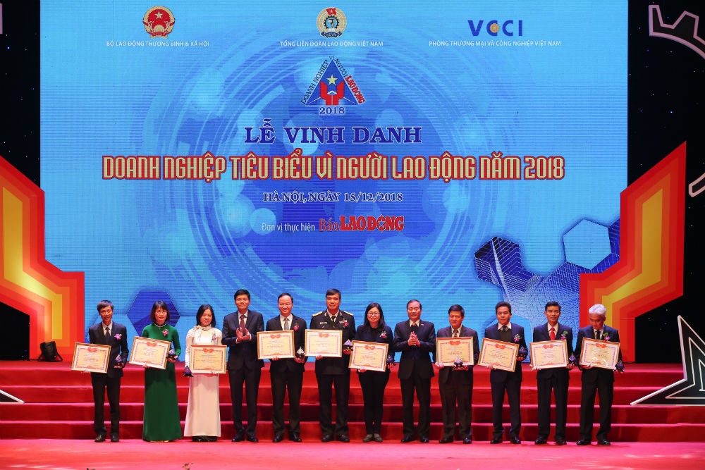 dam ca mau 3 nam lien tiep duoc vinh danh doanh nghiep tieu bieu vi nguoi lao dong