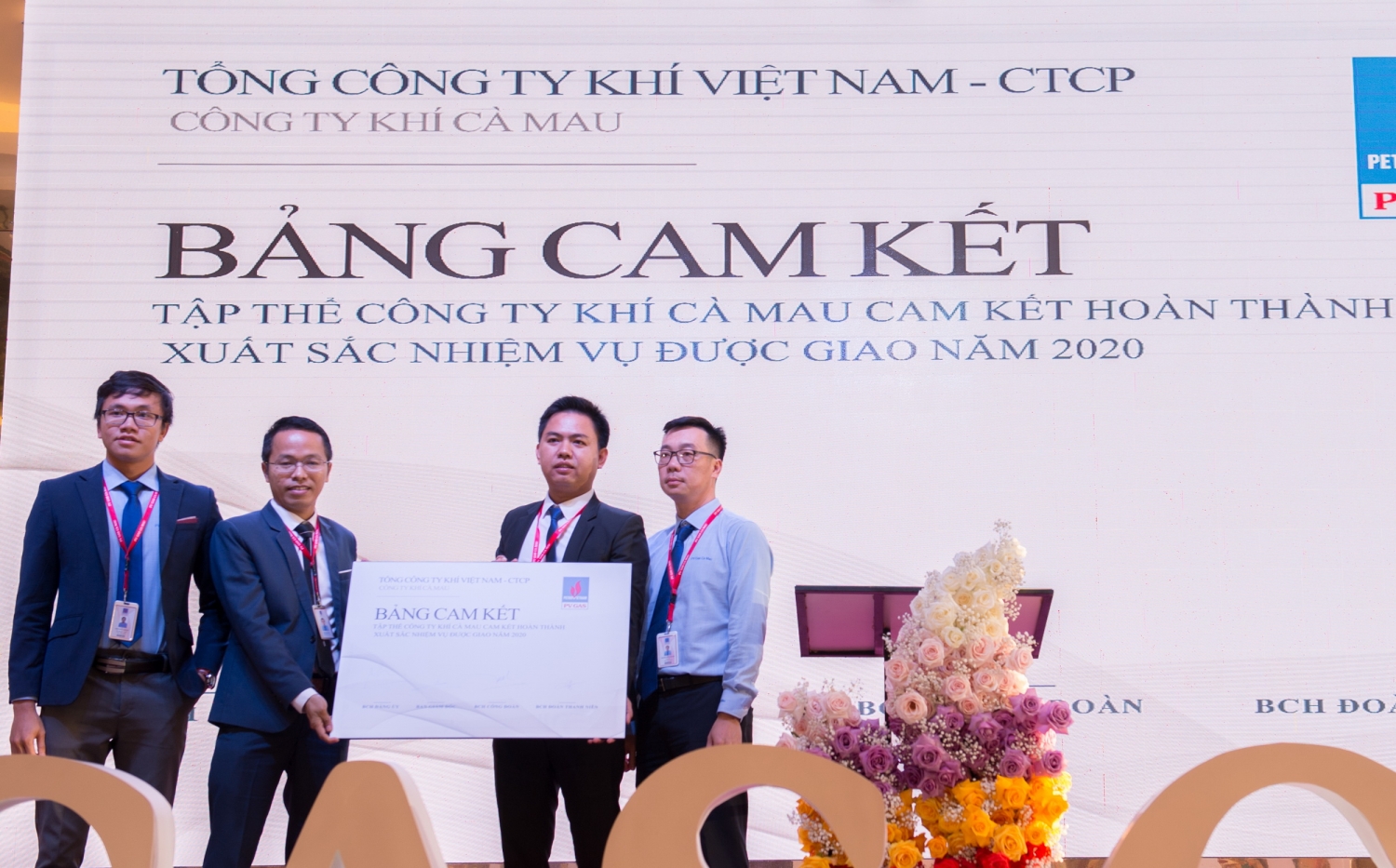 kcm duy tri vi tri tien phong chu dao trong nganh cong nghiep khi mien tay nam bo