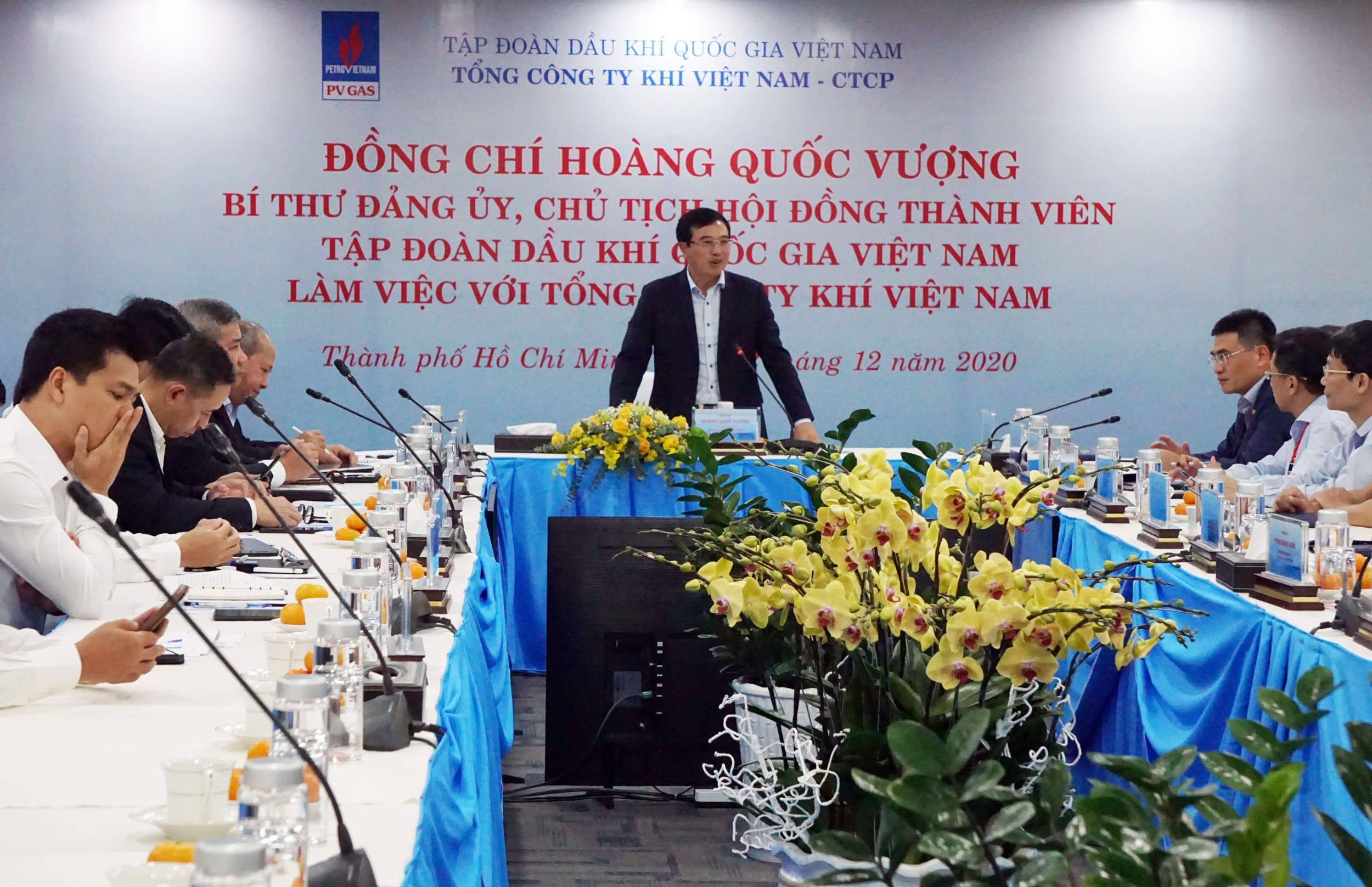 do đồng chí Hoàng Quốc Vượng – Bí thư Đảng ủy, Chủ tịch HĐTV Tập đoàn