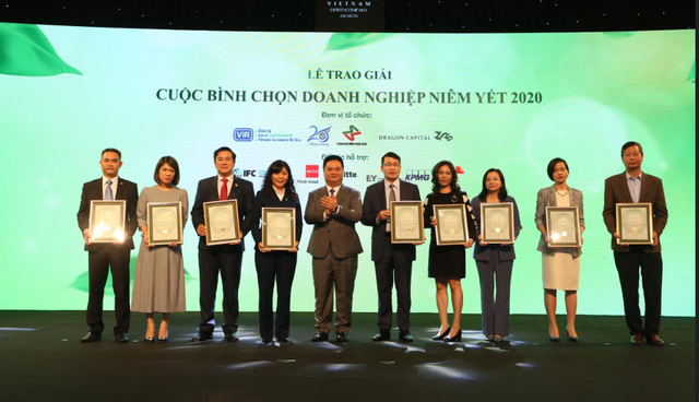 Top 10 Doanh nghiệp có báo cáo thường niên tốt nhất, nhóm vốn hóa lớn