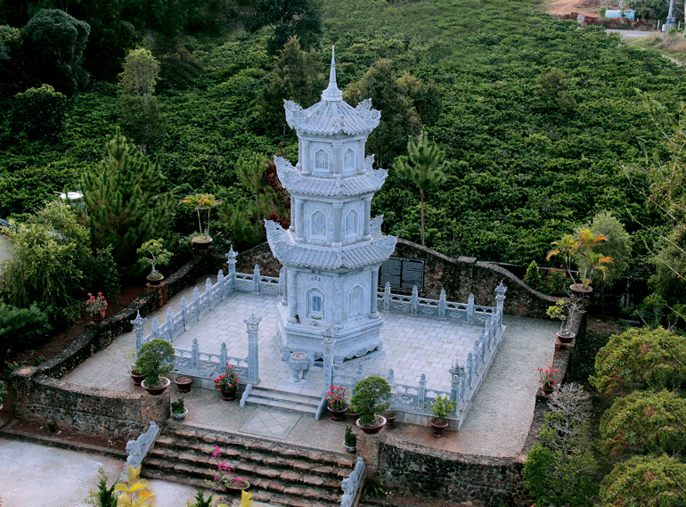 Du xuân vãng cảnh chùa Du xuân vãng cảnh chùa