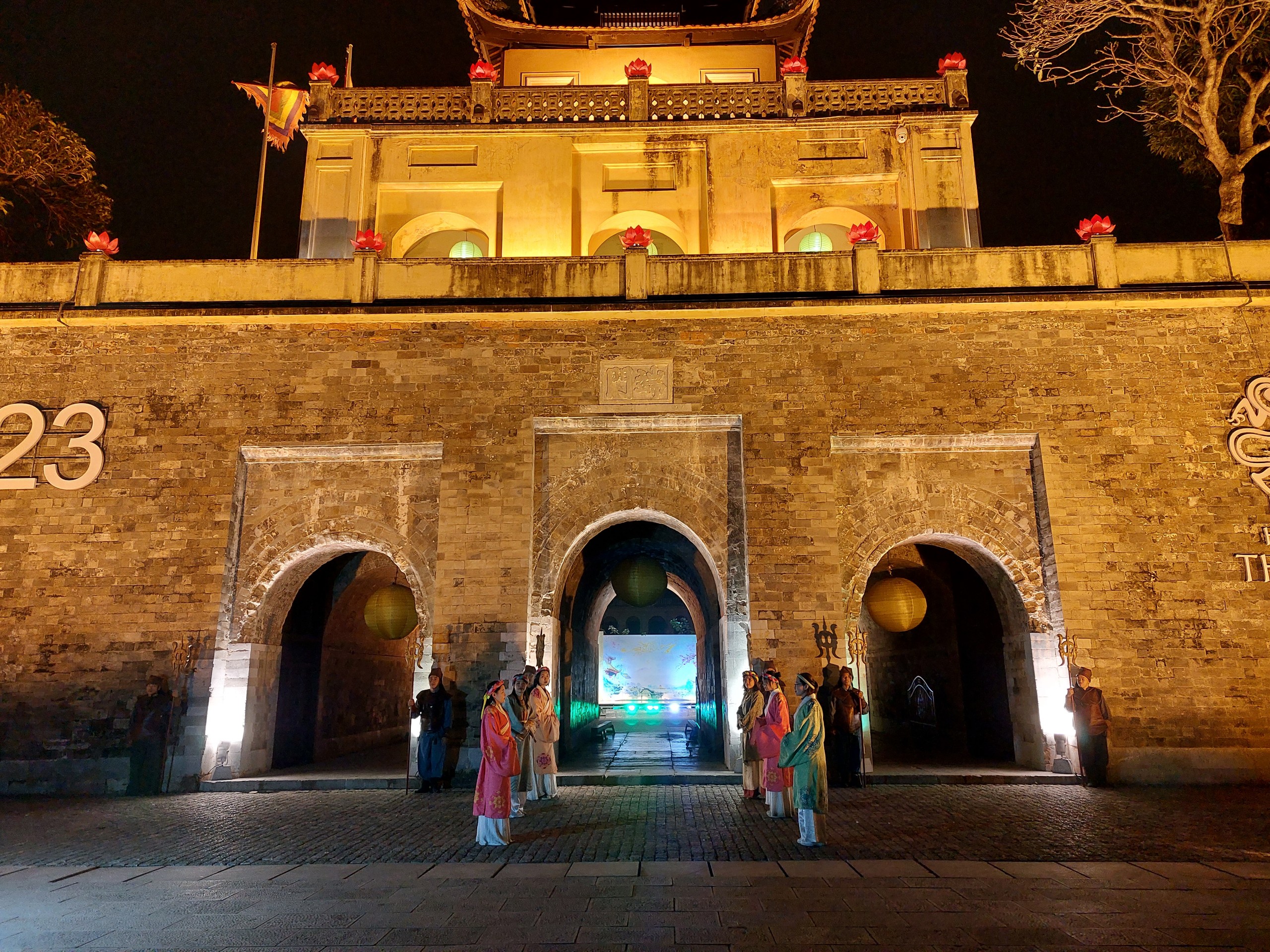 Ra mắt tour “Đêm Hoàng Cung Thăng Long - Một cảm nhận độc đáo”