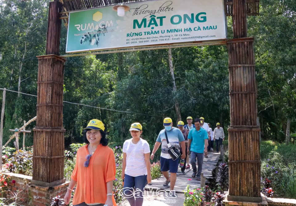 Du lịch sinh thái ở huyện Trần Văn Thời (Cà Mau): Tiềm năng còn bỏ ngỏ Du lịch sinh thái ở huyện Trần Văn Thời (Cà Mau): Tiềm năng còn bỏ ngỏ