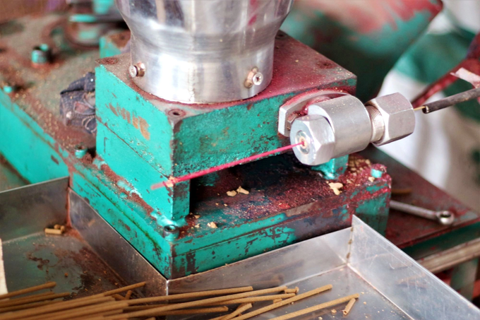 Mưa lạnh kéo dài, làng hương xứ Quảng vẫn chạy đua cùng Tết - 4 Mưa lạnh kéo dài, làng hương xứ Quảng vẫn chạy đua cùng Tết - 4