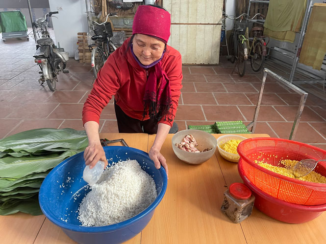 Làng bánh chưng Lỗ Khê vào Tết