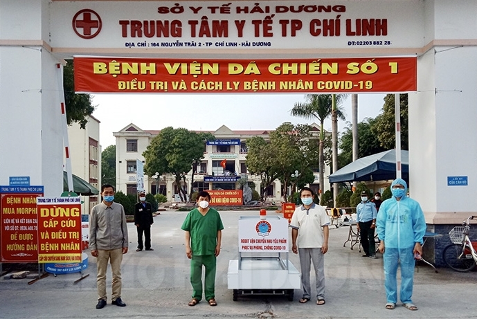 Thần tốc chế tạo robot phục vụ phòng chống đại dịch COVID-19