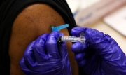 Dân Mỹ đã tiêm đủ vaccine ngừa Covid-19, bắt đầu 