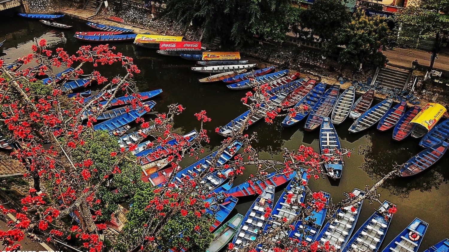 Trẩy hội chùa Hương “mùa Covid-19”