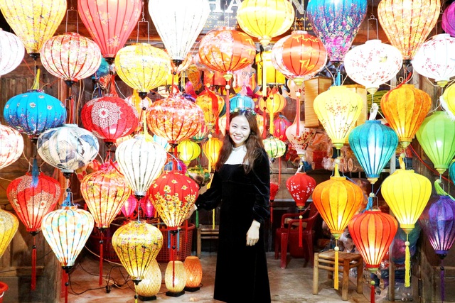 Độc đáo nghề làm lồng đèn hơn 400 tuổi ở Hội An - 1