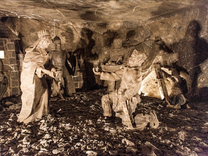 kham pha mo muoi trang le o ba lan