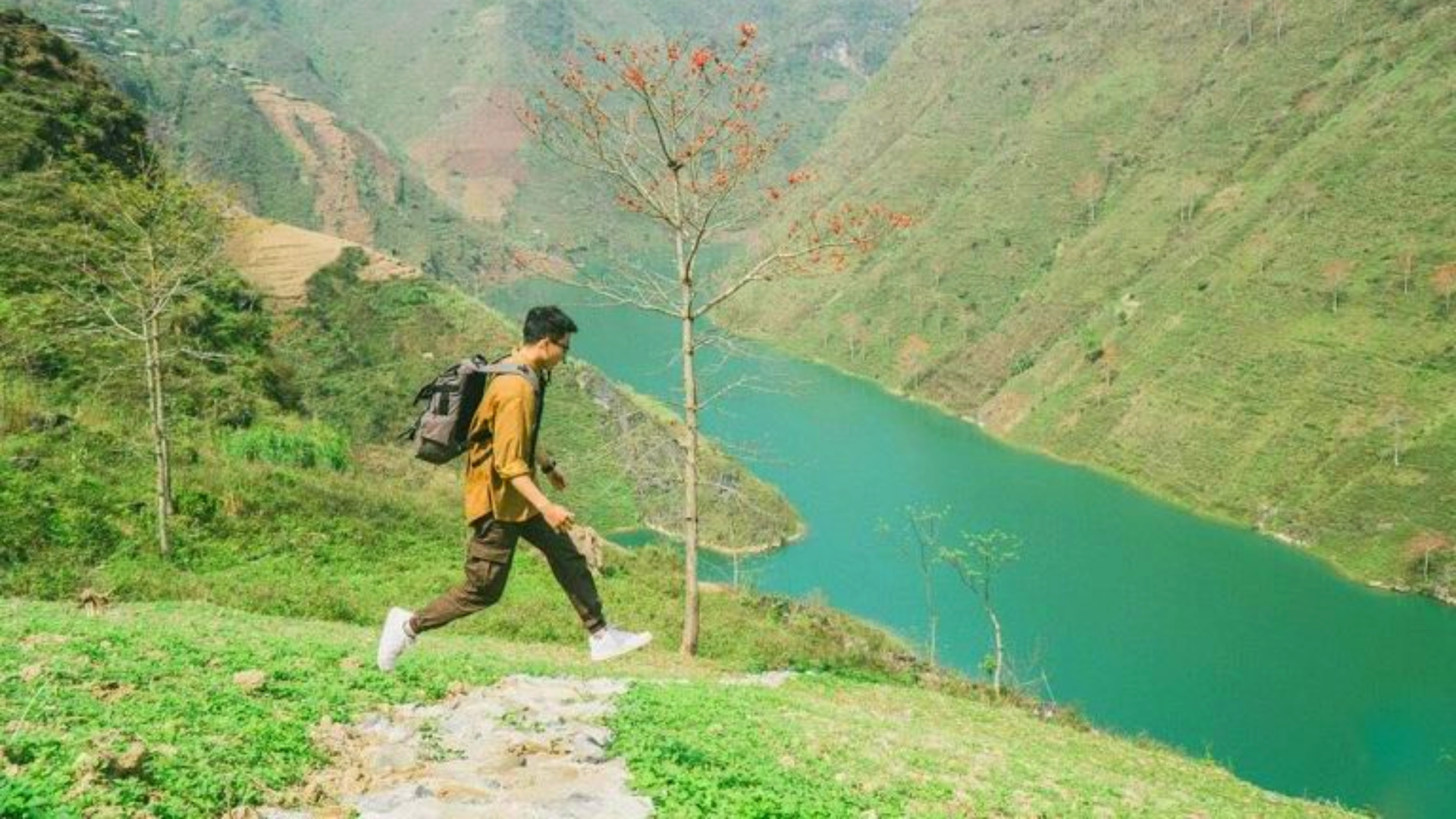 Đèo Tà Làng - cung đường hiểm trở nhất vùng biên viễn