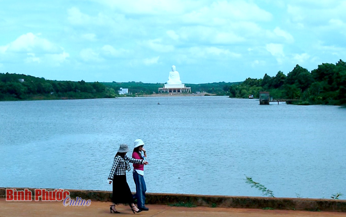 Về Bình Phước trải nghiệm du lịch tâm linh ở những ngôi chùa độc đáo