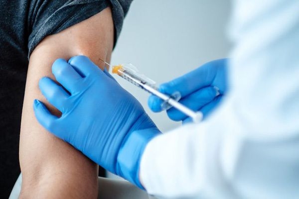 Hoàn thành 13.000 mũi thử nghiệm đầu tiên của giai đoạn 3 vaccine Nano Covax