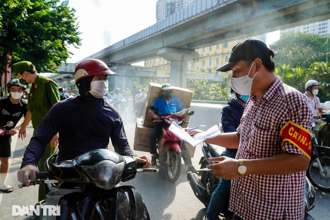 Chuyên gia: Hà Nội không nên đặt mục tiêu đưa ca Covid-19 mới về 0 - 3