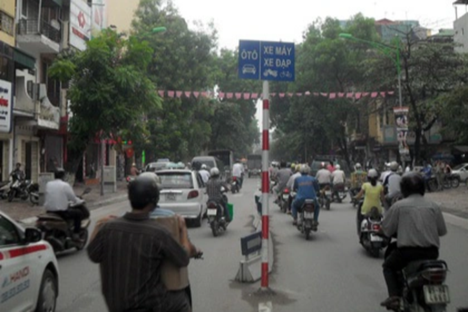 Lịch sử 17 năm thí điểm phân làn giao thông ở Hà Nội - 2 Lịch sử 17 năm thí điểm phân làn giao thông ở Hà Nội - 2