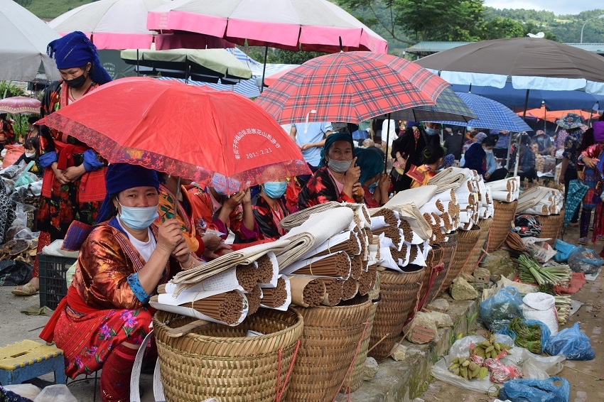 Nét đẹp chợ phiên thị trấn Tủa Chùa, Điện Biên