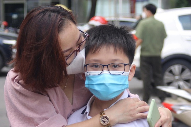 Tiêm vaccine cho trẻ: Không tiêm, con có được đến trường không? - 1