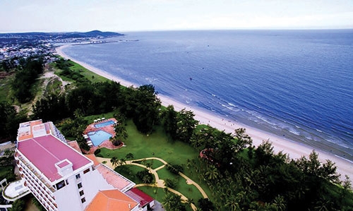 Bờ biển Tiến Thành (TP Phan Thiết)