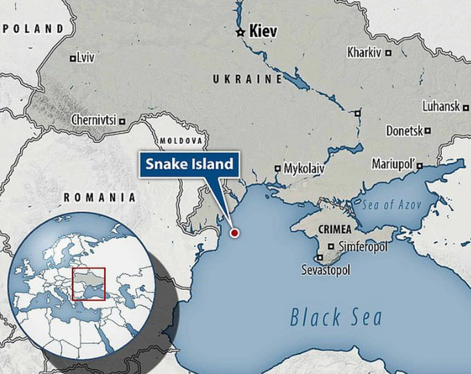 Nga thả 30 tù binh Ukraine trên đảo Rắn - 2 Nga thả 30 tù binh Ukraine trên đảo Rắn - 2