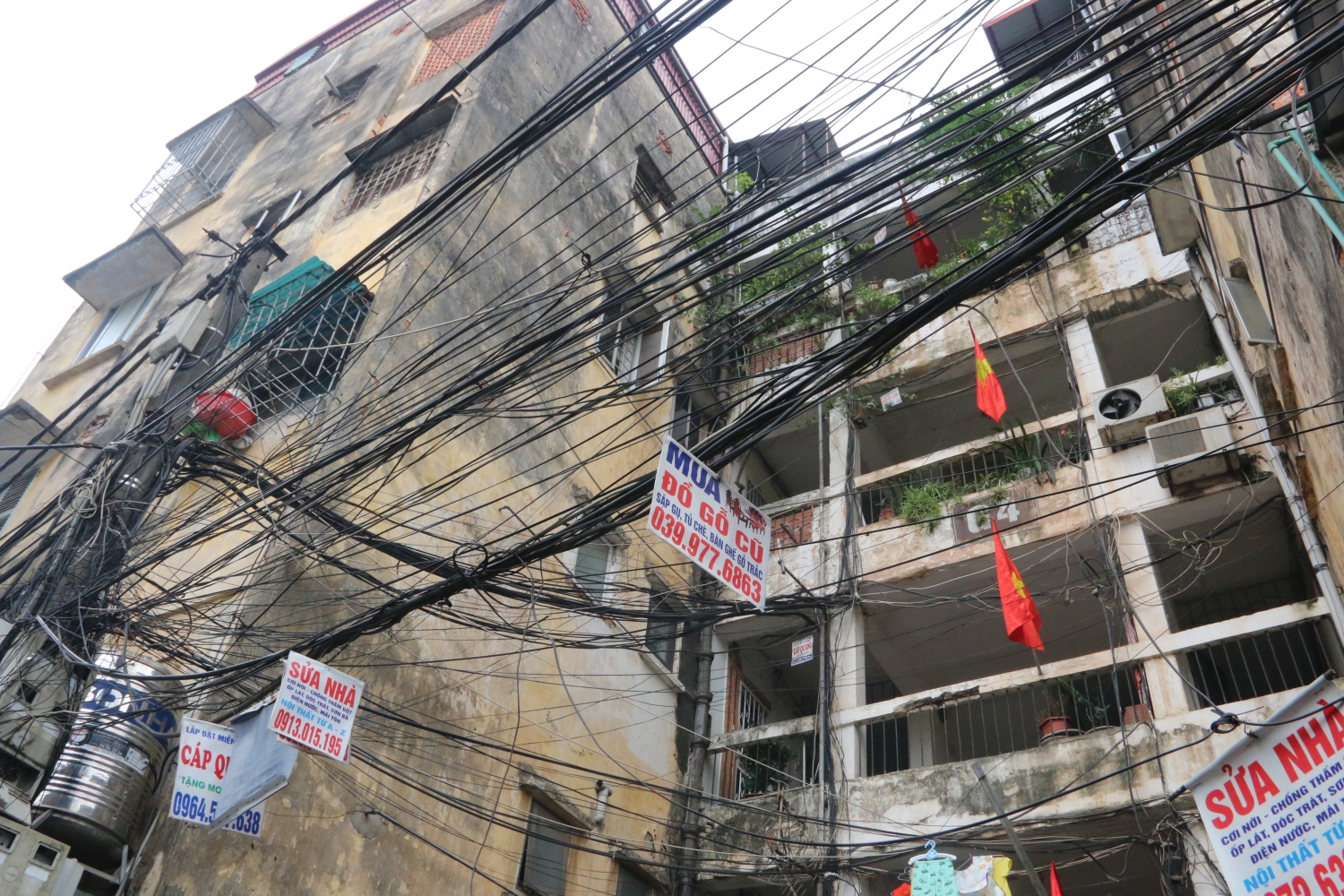 Cải tạo chung cư cũ: Dai dẳng đến bao giờ?