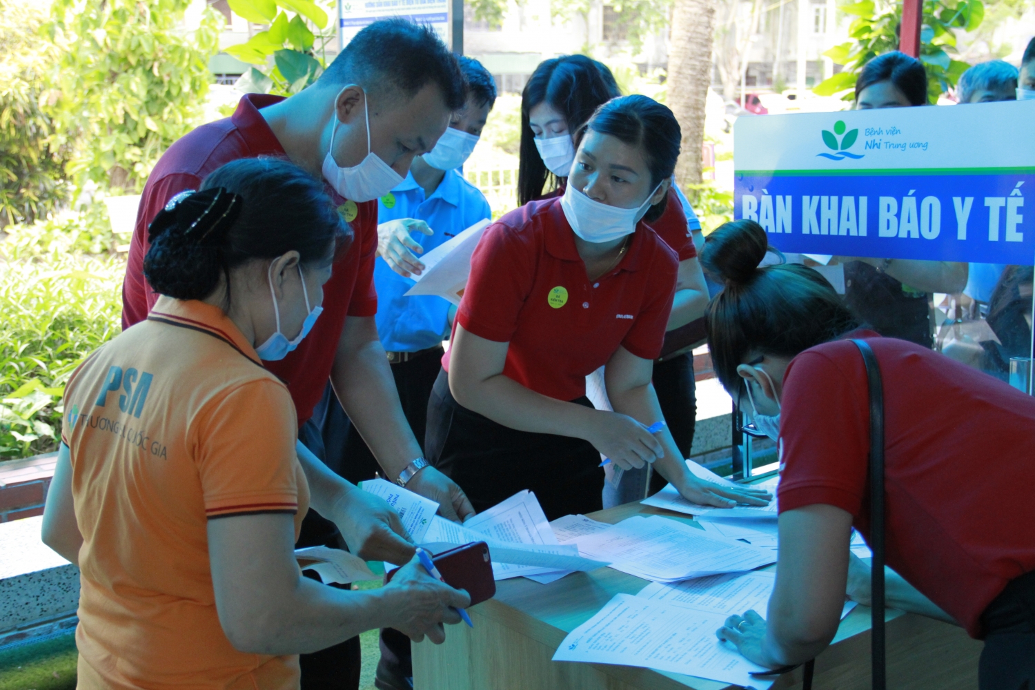 Petrovietnam triển khai tiêm mũi 2 vắc-xin Covid-19 cho cán bộ, người lao động