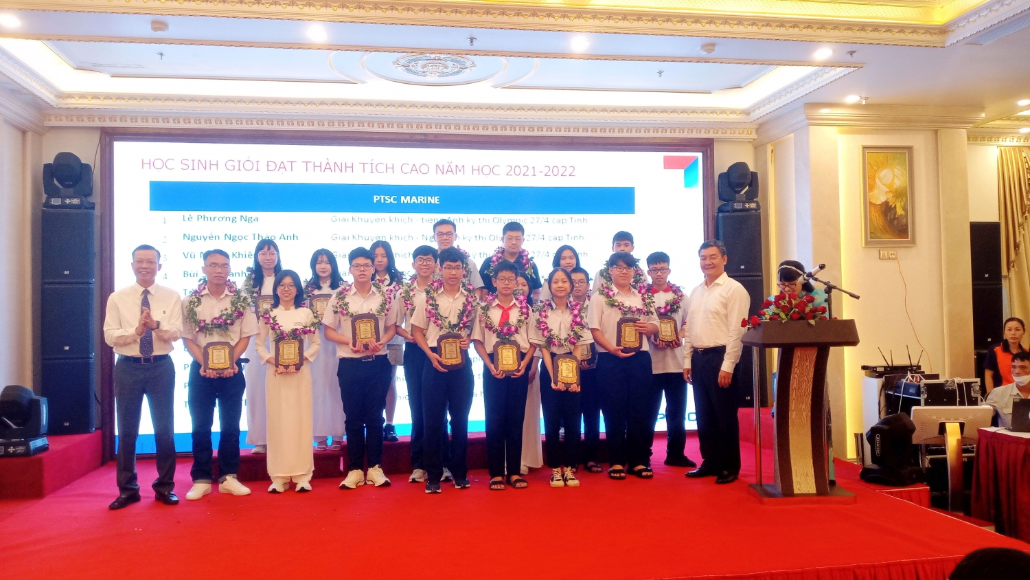PTSC tổ chức lễ tuyên dương học sinh giỏi tiêu biểu lần thứ VIII, năm học 2021-2022
