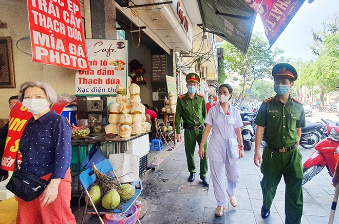Ngày 15/9, Hà Nội không có ca mắc Covid-19 ngoài cộng đồng, TP. Hồ Chí minh giảm 1000 ca