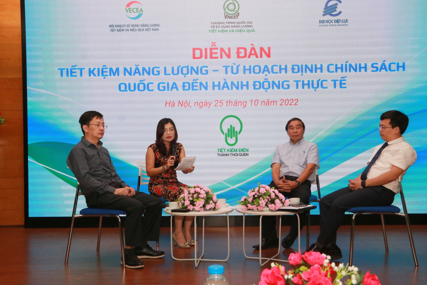 Hành động thực tế để đẩy mạnh tiết kiệm năng lượng