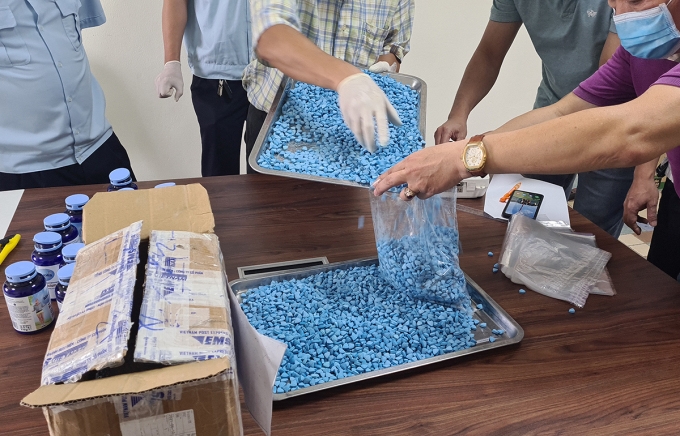 Kiên quyết đấu tranh với tội phạm buôn lậu, gian lận thương mại