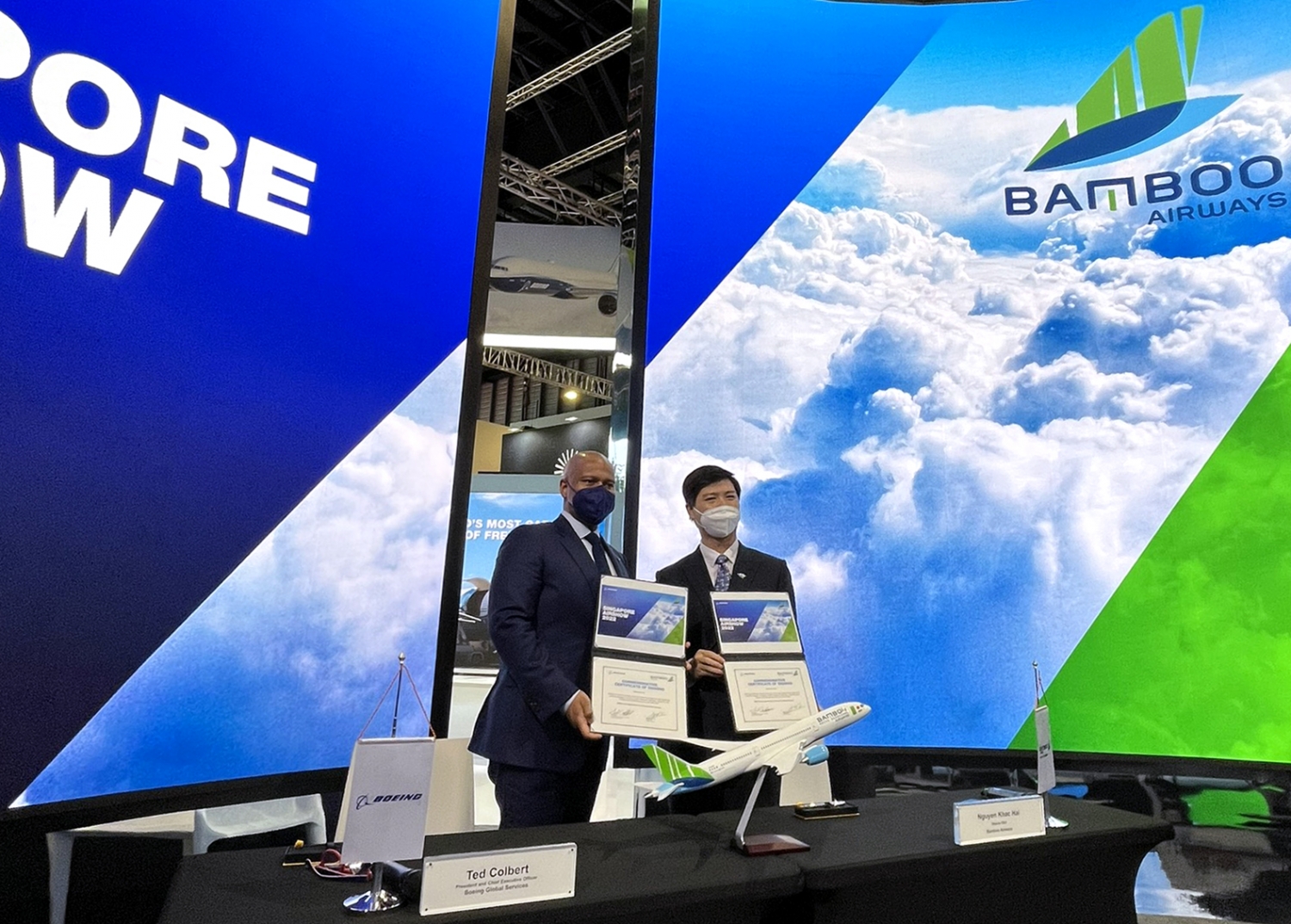 Bamboo Airways ký thỏa thuận động cơ trị giá 60 triệu USD với SR Technics, thảo luận mua Boeing 777X tại Singapore Airshow