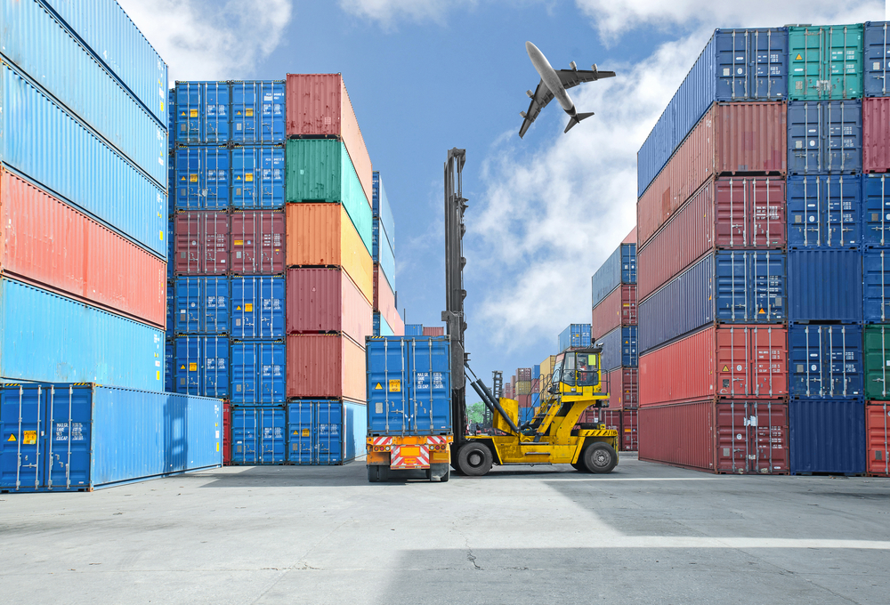 Tổng trị giá xuất nhập khẩu hàng hóa của Việt Nam nửa tháng 2 giảm gần 34% so với nửa cuối tháng 1 Tổng trị giá xuất nhập khẩu hàng hóa của Việt Nam nửa tháng 2 giảm gần 34% so với nửa cuối tháng 1