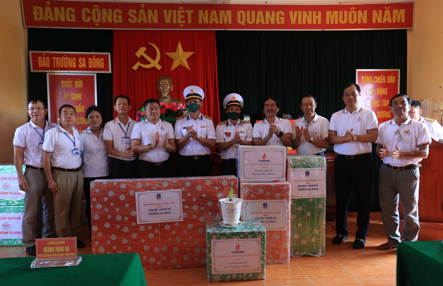 Petrovietnam mang hơi ấm từ đất liền đến với Trường Sa