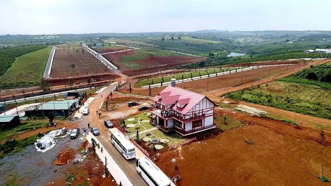 Tin nhanh bất động sản ngày 22/5: Lâm Đồng kiểm tra vụ xẻ quả đồi 36ha thành 1.000 nền đất để bán
